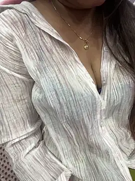 Snapshot of Naughty-Kamini chatting on 30, 10, 2025 Naughty-Kamini online show from 30, 10, 2025