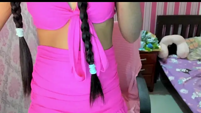 Mica Jones online show from 7, 3, 2026