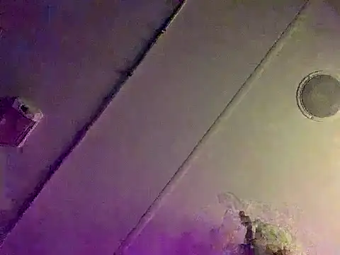 Snapshot of shakeweight chatting on 10, 2, 2026 shakeweight online show from 10, 2, 2026