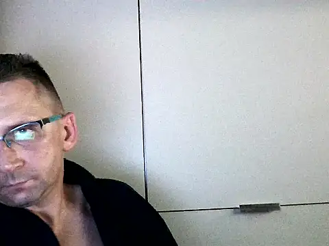 Snapshot of bajka760 chatting on 12, 9, 2025 bajka760 online show from 12, 9, 2025