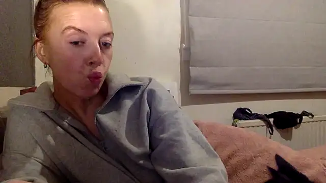 Snapshot of Bellababexox chatting on 10, 6, 2026 Bellababexox online show from 10, 6, 2026