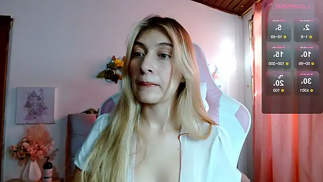 SophiaaLee online show from 13, 12, 2025