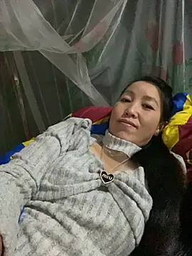 Huong-Ly online show from 3, 11, 2025