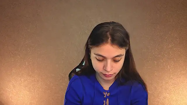 Snapshot of Leila_Hefner chatting on 13, 11, 2025 Leila Hefner online show from 13, 11, 2025