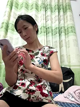 crhong666 online show from 10, 9, 2025