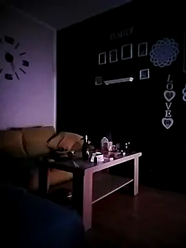 Snapshot of Fredry111 chatting on 10, 10, 2025 Fredry111 online show from 10, 10, 2025