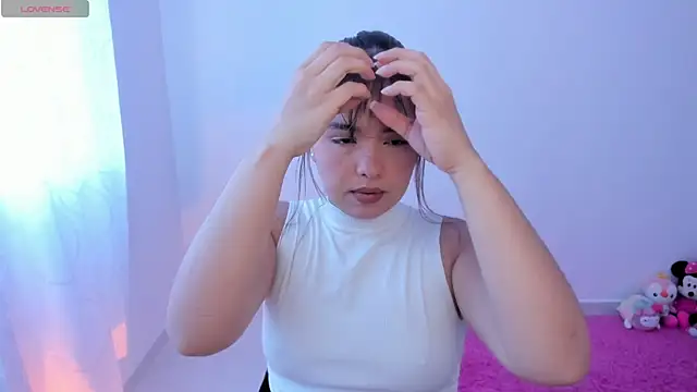 Snapshot of Alana_Banana_ chatting on 3, 12, 2025 Alana Banana online show from 3, 12, 2025