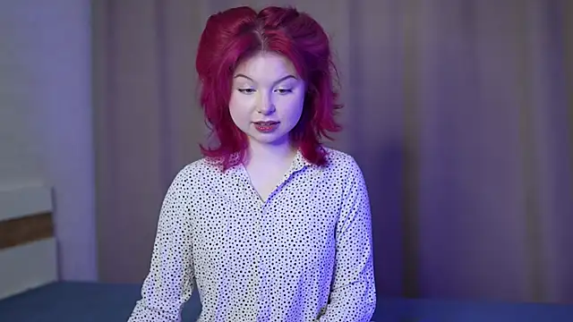 Snapshot of Stella_Vanila chatting on 11, 11, 2025 Stella Vanila online show from 11, 11, 2025