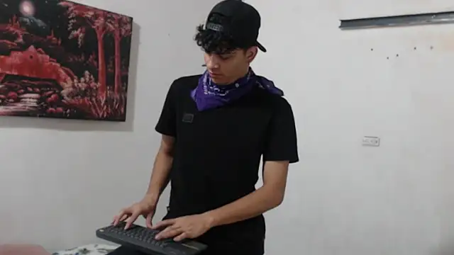 alice julls online show from 4, 10, 2025