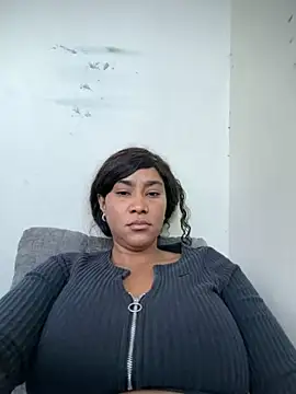 LuckyKhloe online show from 29, 10, 2025