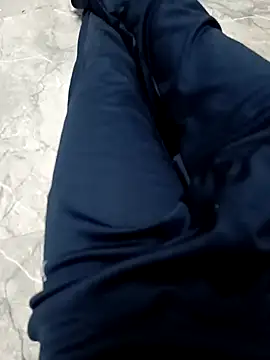 Snapshot of danny_d_01 chatting on 18, 10, 2025 danny d 01 online show from 18, 10, 2025