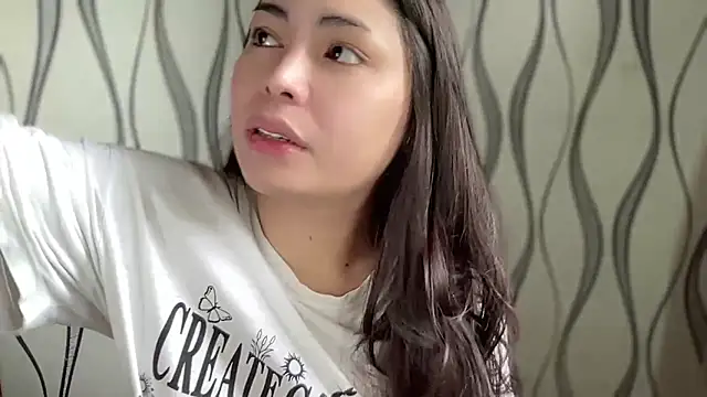 Snapshot of lovekatexx chatting on 14, 11, 2025 lovekatexx online show from 14, 11, 2025