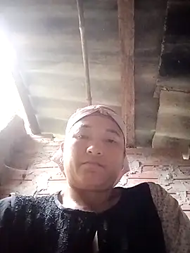 Love-Mama33 online show from 2, 11, 2025