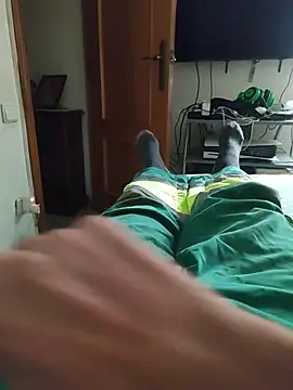 Snapshot of gigolobcn chatting on 15, 10, 2025 gigolobcn online show from 15, 10, 2025