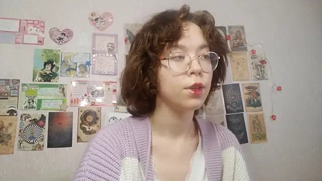 Snapshot of Ieadership chatting on 15, 9, 2025 Ieadership online show from 15, 9, 2025