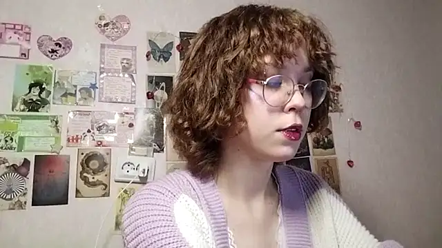 Snapshot of Ieadership chatting on 24, 9, 2025 Ieadership online show from 24, 9, 2025