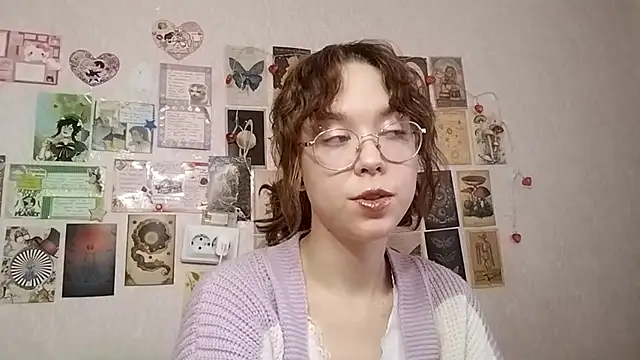 Snapshot of Ieadership chatting on 29, 9, 2025 Ieadership online show from 29, 9, 2025