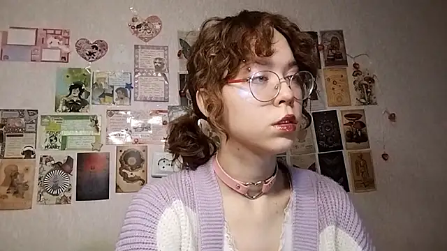 Snapshot of Ieadership chatting on 30, 9, 2025 Ieadership online show from 30, 9, 2025