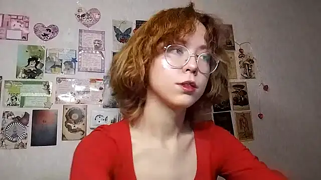 Snapshot of Ieadership chatting on 21, 10, 2025 Ieadership online show from 21, 10, 2025