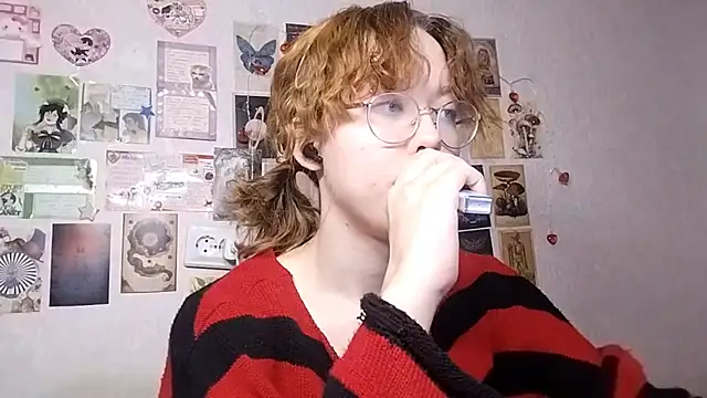 Snapshot of Ieadership chatting on 24, 10, 2025 Ieadership online show from 24, 10, 2025