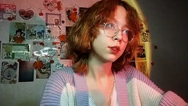 Snapshot of Ieadership chatting on 13, 11, 2025 Ieadership online show from 13, 11, 2025