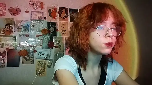 Snapshot of Ieadership chatting on 30, 11, 2025 Ieadership online show from 30, 11, 2025