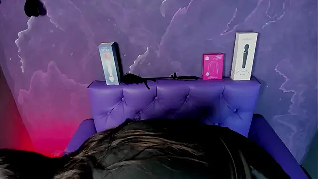 Snapshot of Lili_milk20 chatting on 10, 10, 2025 Lili milk20 online show from 10, 10, 2025