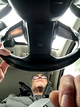 Snapshot of Axl_hot chatting on 20, 12, 2025 Axl hot online show from 20, 12, 2025