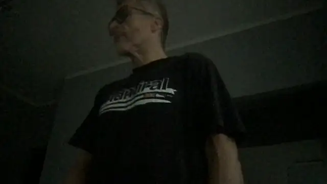 Snapshot of Axl_hot chatting on 22, 12, 2025 Axl hot online show from 22, 12, 2025