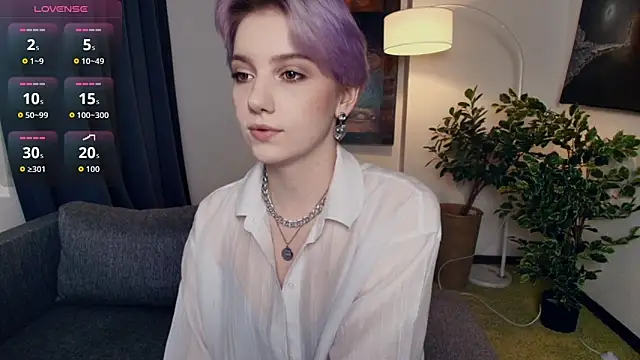 Snapshot of OdelynaAsp chatting on 18, 12, 2025 OdelynaAsp online show from 18, 12, 2025