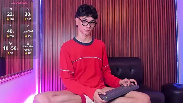 Snapshot of Phillicious__ chatting on 12, 1, 2026 Phillicious online show from 12, 1, 2026