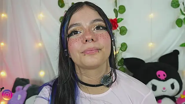 Snapshot of cutee_andrea chatting on 30, 5, 2026 cutee andrea online show from 30, 5, 2026
