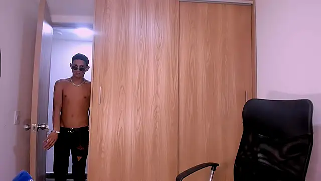 Toy boy777 online show from 12, 2, 2026