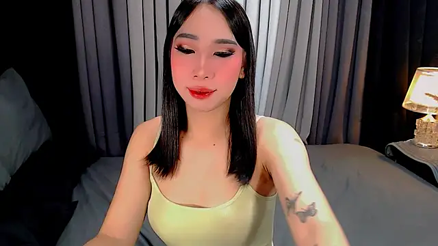 Snapshot of kisha_greyson chatting on 18, 11, 2025 kisha greyson online show from 18, 11, 2025