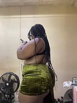 CurvyCocoxxx online show from 18, 5, 2026