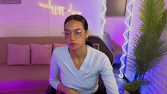 Snapshot of artemiss_tay chatting on 23, 9, 2025 artemiss tay online show from 23, 9, 2025