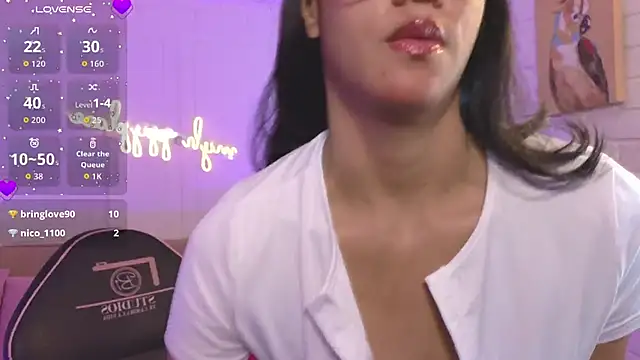Snapshot of artemiss_tay chatting on 26, 9, 2025 artemiss tay online show from 26, 9, 2025