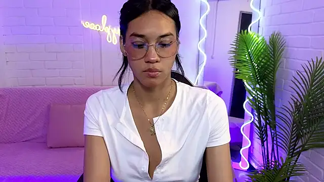 Snapshot of artemiss_tay chatting on 29, 9, 2025 artemiss tay online show from 29, 9, 2025