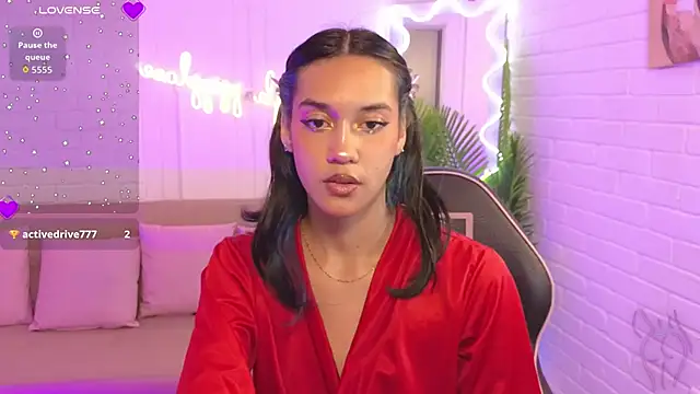 Snapshot of artemiss_tay chatting on 11, 10, 2025 artemiss tay online show from 11, 10, 2025