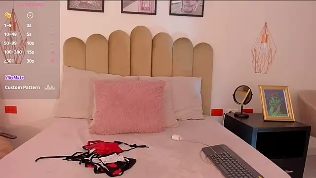 Snapshot of raven_black_ chatting on 23, 10, 2025 raven black online show from 23, 10, 2025