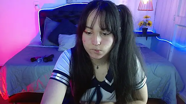 Snapshot of Eymmy_24 chatting on 20, 9, 2025 Eymmy 24 online show from 20, 9, 2025