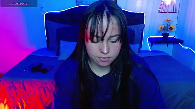 Snapshot of Eymmy_24 chatting on 26, 9, 2025 Eymmy 24 online show from 26, 9, 2025