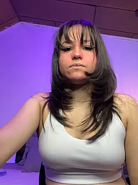 Snapshot of Eymmy_24 chatting on 20, 10, 2025 Eymmy 24 online show from 20, 10, 2025