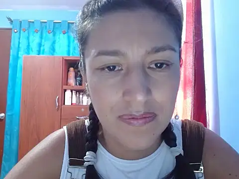 SarahFriendly online show from 23, 6, 2026