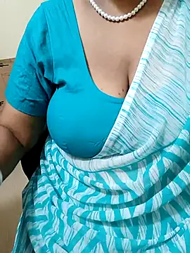 Snapshot of tami_lavanya chatting on 12, 10, 2025 tami lavanya online show from 12, 10, 2025