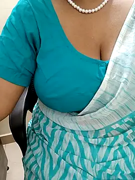 Snapshot of tami_lavanya chatting on 19, 10, 2025 tami lavanya online show from 19, 10, 2025