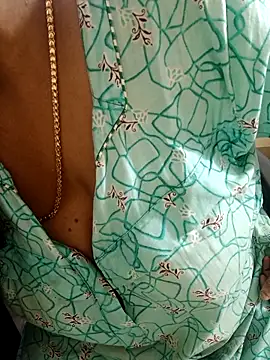 Snapshot of tami_lavanya chatting on 25, 10, 2025 tami lavanya online show from 25, 10, 2025