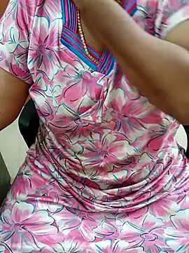 Snapshot of tami_lavanya chatting on 30, 10, 2025 tami lavanya online show from 30, 10, 2025