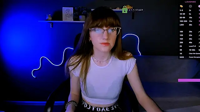 Snapshot of ava_mystic_ chatting on 9, 10, 2025 ava mystic online show from 9, 10, 2025