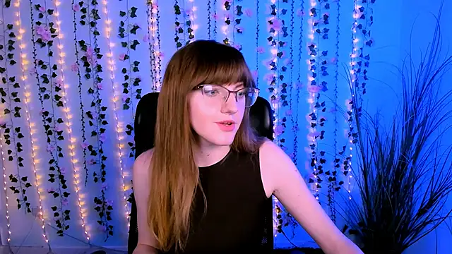 Snapshot of ava_mystic_ chatting on 13, 10, 2025 ava mystic online show from 13, 10, 2025